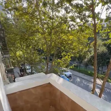 Arlo Nest טיראנה