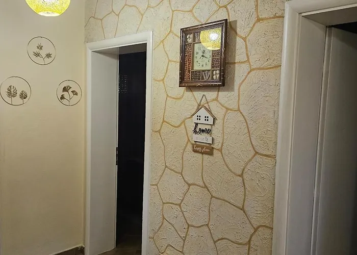 Arlo Nest Tirana